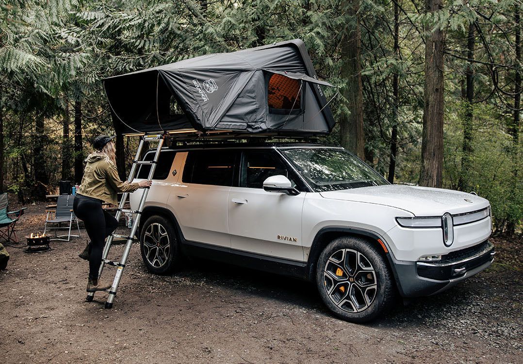 Thule Force XT XL Used for Dirty Gear